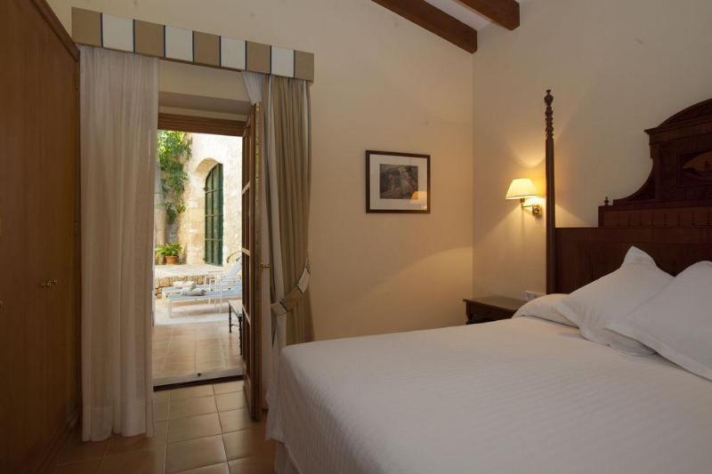 Hotel Agroturismo S Hort De Can Carrio Ag226 3*